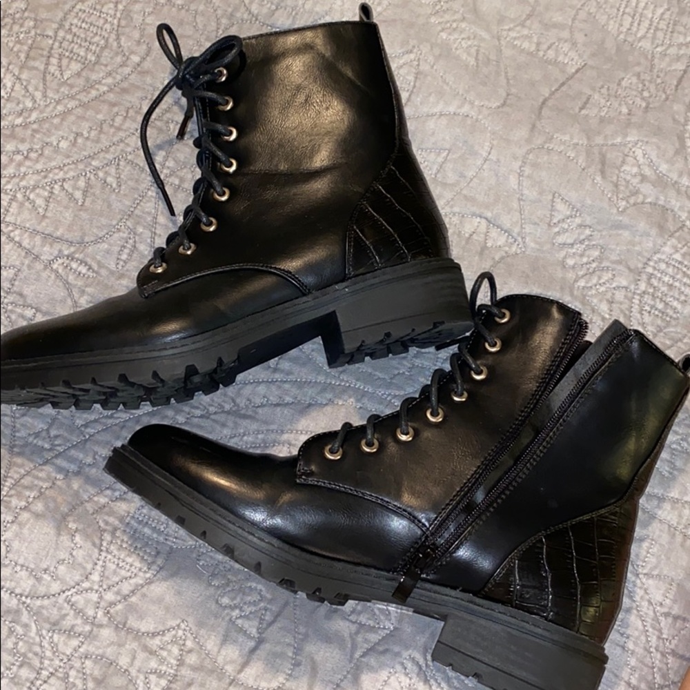 Boohoo Combat Boots